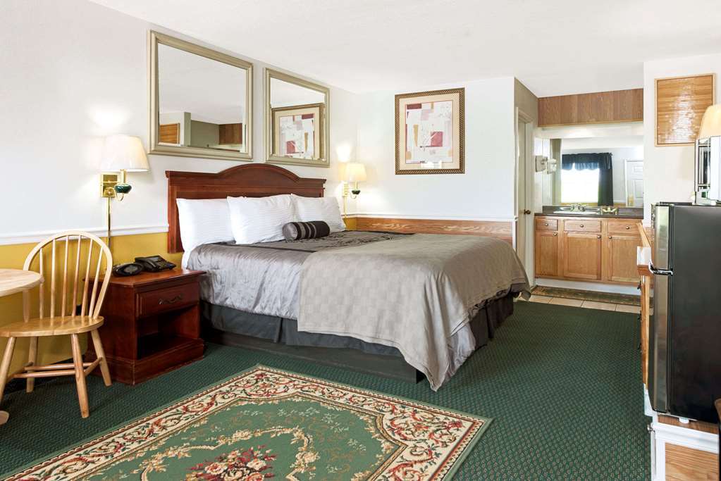 Hallmarc Inn & Suites Of West Memphis Room photo